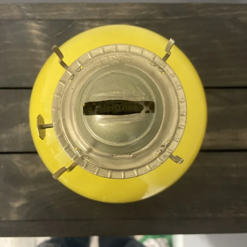 Vintage Yellow Glass Kerosene Oil Lamp No Chimney‎